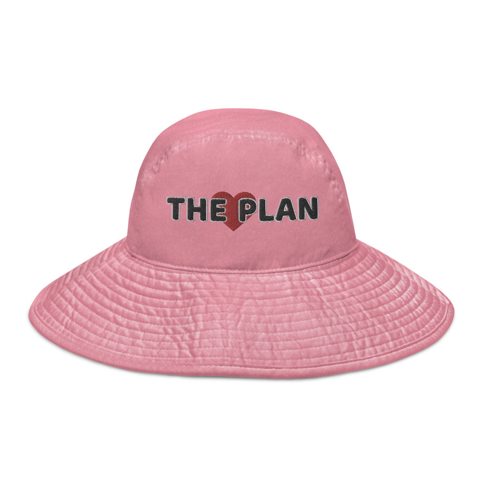 THE PLAN: Wide brim bucket hat